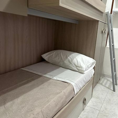 Santa Maria House Apartment Наполи Екстериор снимка