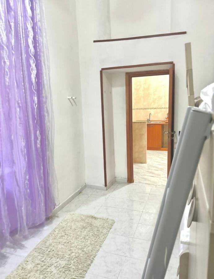 Santa Maria House Apartment Наполи Екстериор снимка